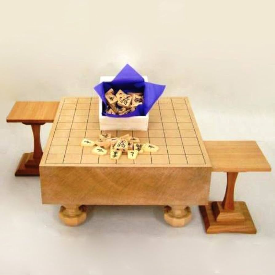 Amazon | 将棋セット 新桂3寸足付将棋盤と黄楊特上彫り駒錦旗と